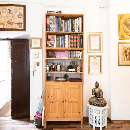 Central Apartment In Trastevere Rome Exterior photo