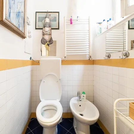 Central Apartment In Trastevere Rome Exterior photo