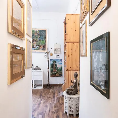 Central Apartment In Trastevere Rome Exterior photo