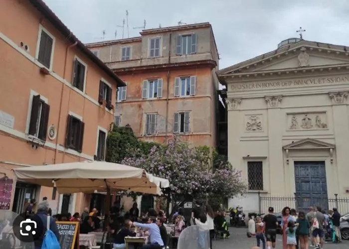 Central Apartment In Trastevere
