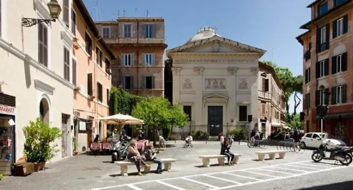 Central Apartment In Trastevere